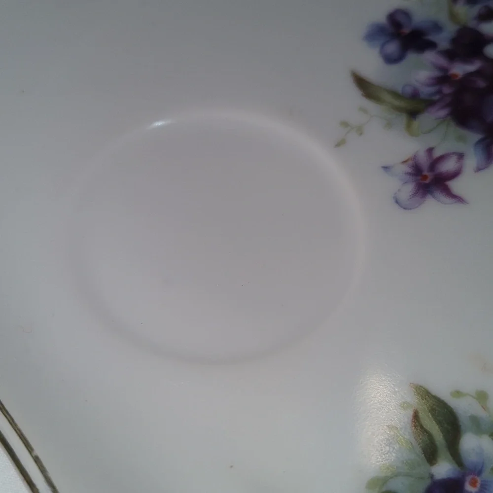 Lefton China Vtg Purple Violets Hand Painted 2 Snack‎ Plates Gold Trim Scalloped